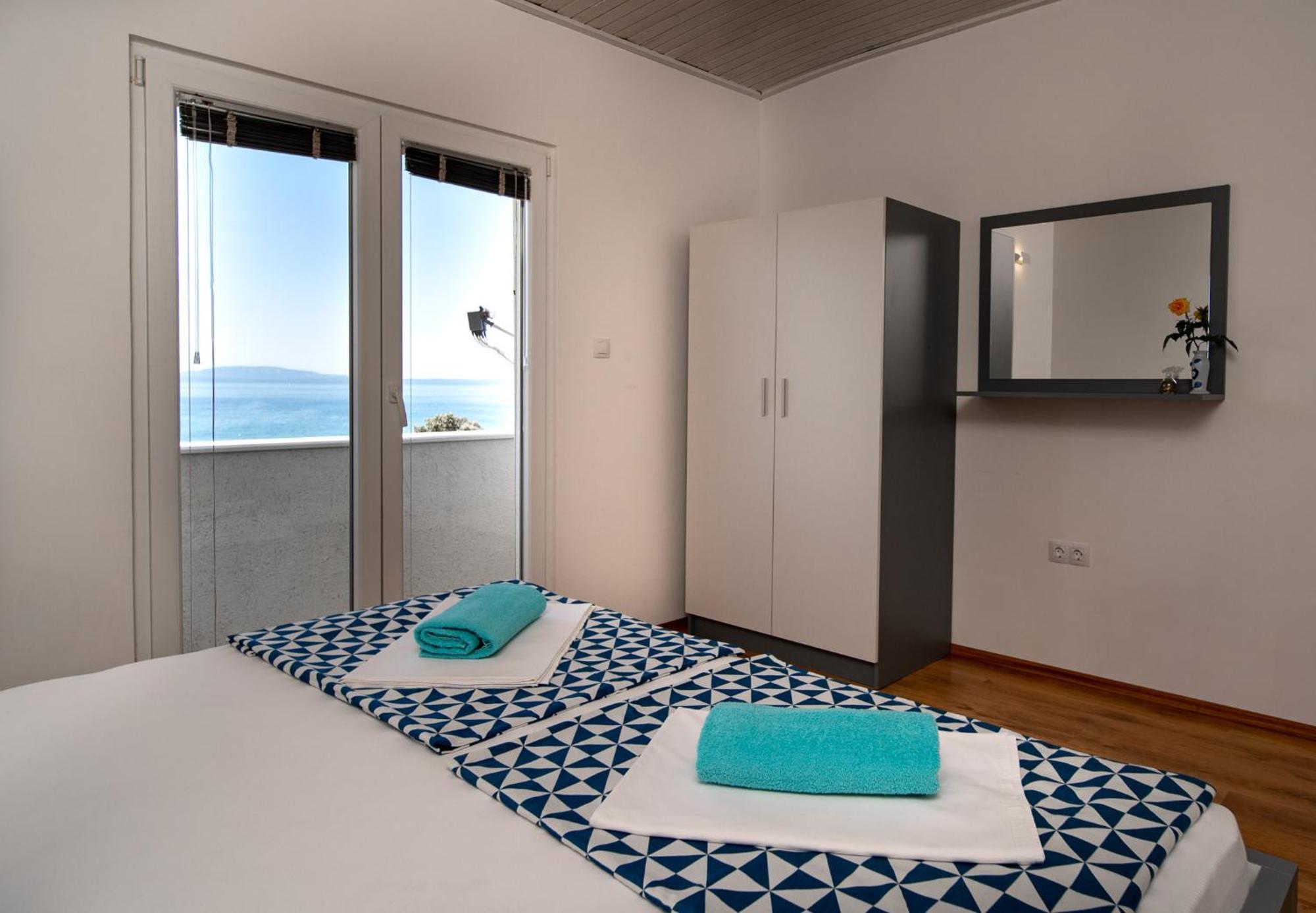 Apartments & Rooms Fam Ribaric Banjol Ngoại thất bức ảnh