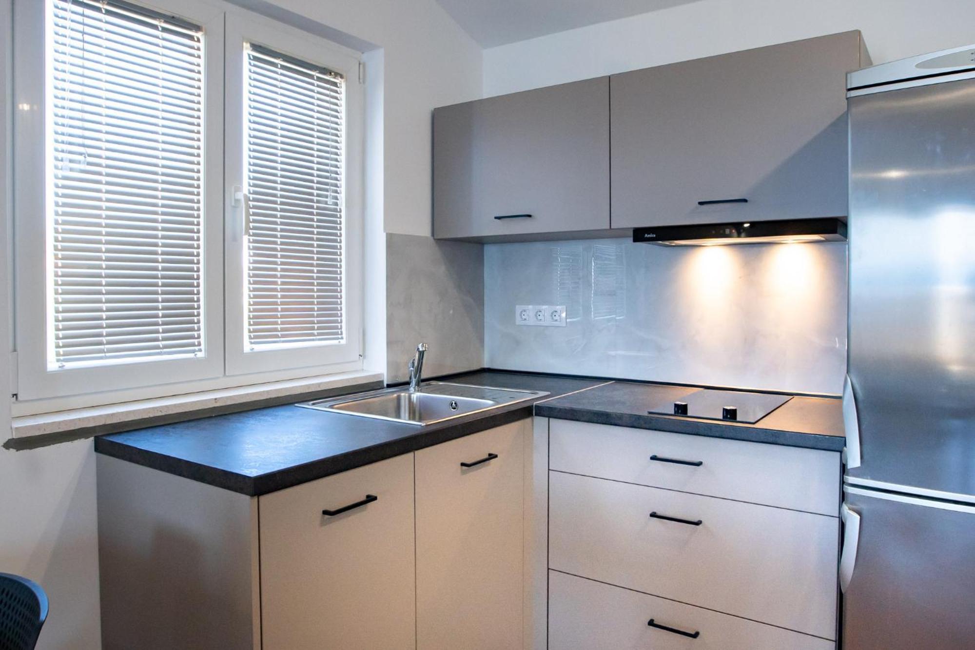 Apartments & Rooms Fam Ribaric Banjol Ngoại thất bức ảnh