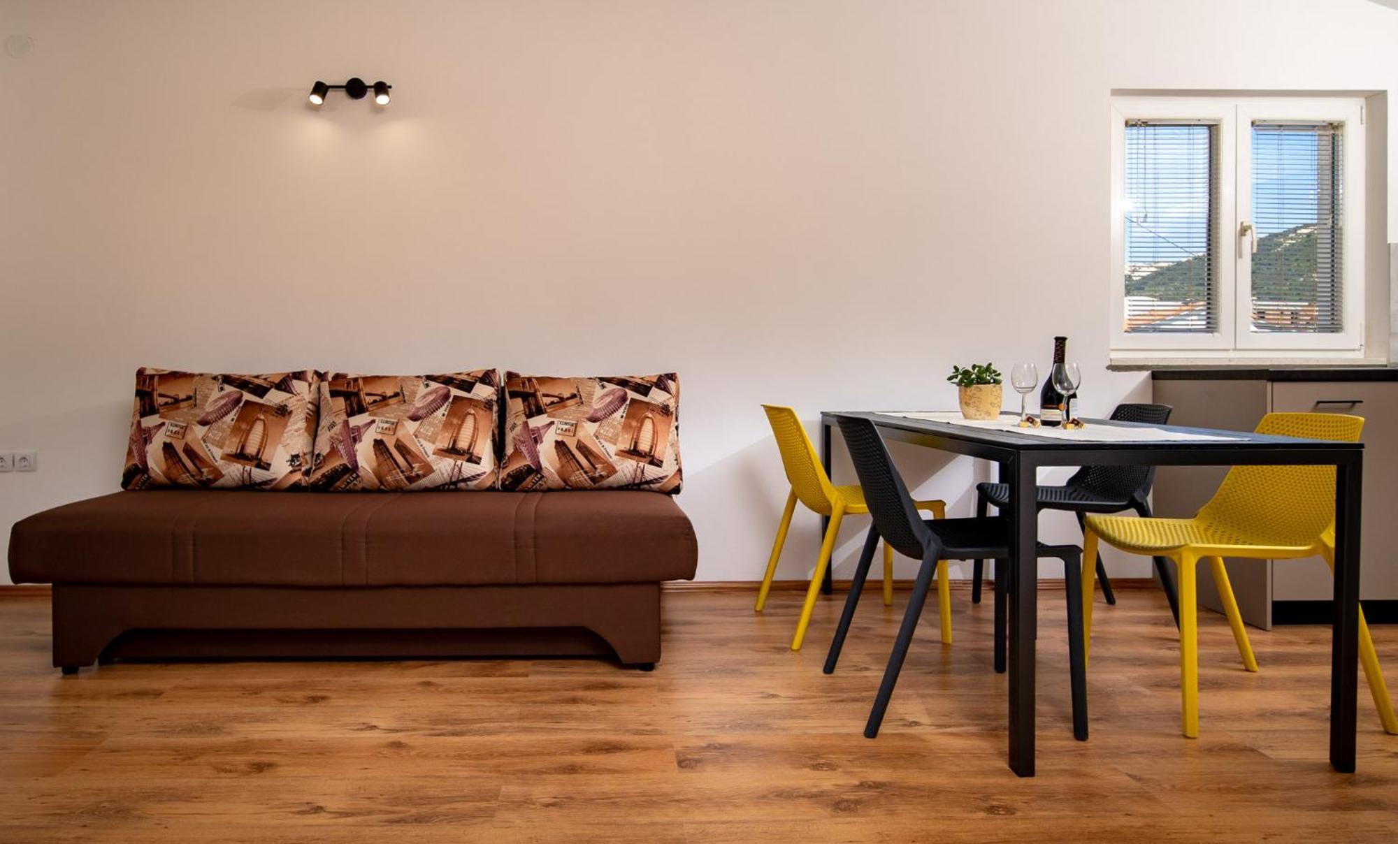 Apartments & Rooms Fam Ribaric Banjol Ngoại thất bức ảnh