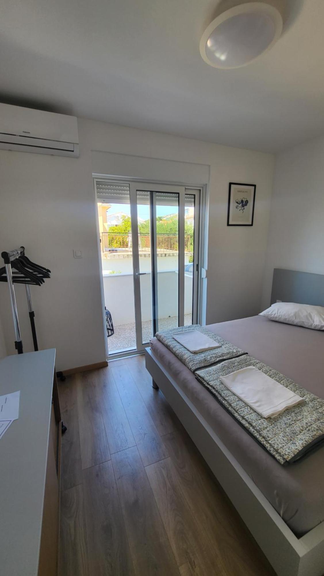 Apartments & Rooms Fam Ribaric Banjol Ngoại thất bức ảnh
