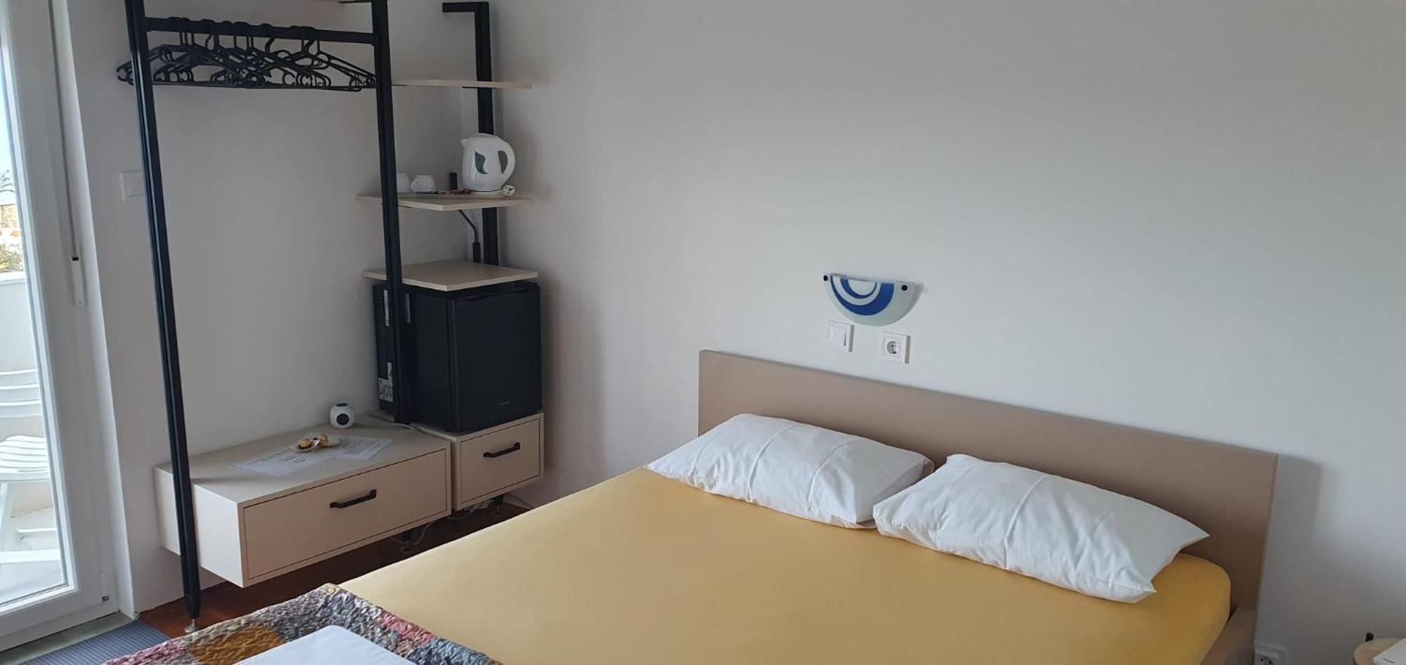 Apartments & Rooms Fam Ribaric Banjol Phòng bức ảnh